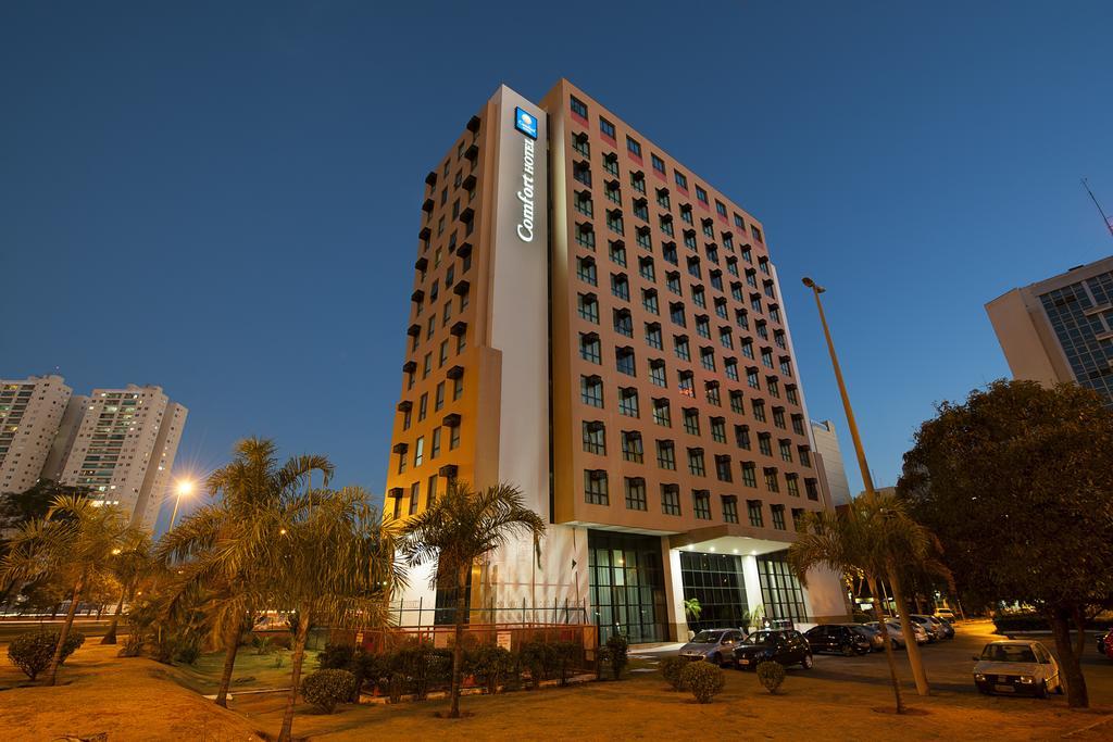 Comfort Hotel Taguatinga Esterno foto