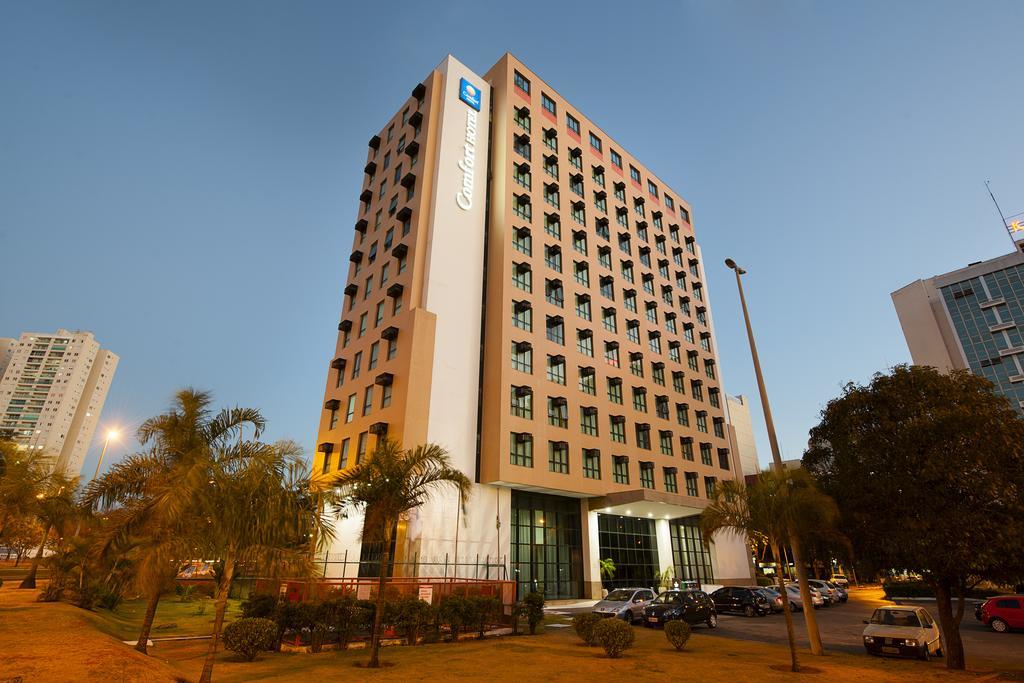 Comfort Hotel Taguatinga Esterno foto